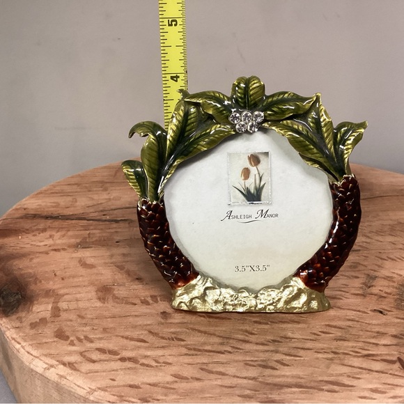 Vintage & Beautiful Ashleigh Manor Pewter Crafted Picture Frame - Palms / Stones - Picture 10 of 12